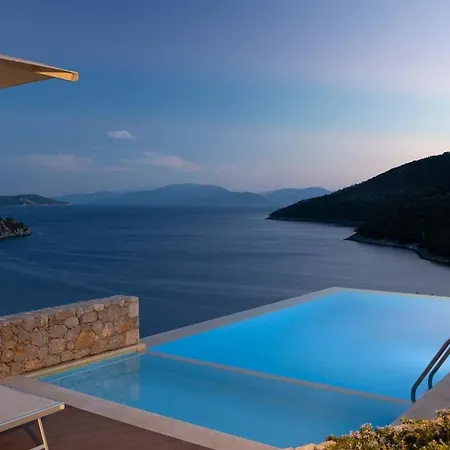 Villa Kastos -stylish With Private Sea Access Szívota