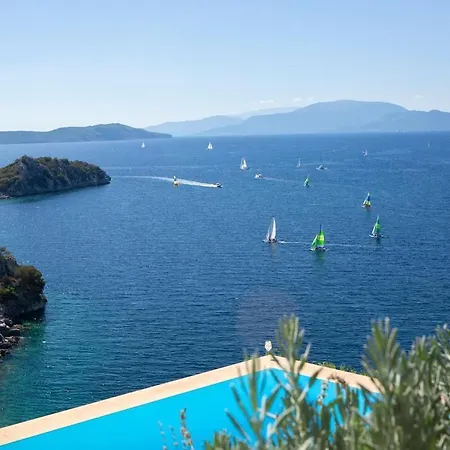 Kastos -stylish With Private Sea Access Szívota
