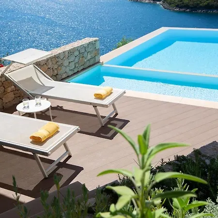 Kastos -stylish With Private Sea Access Sivota