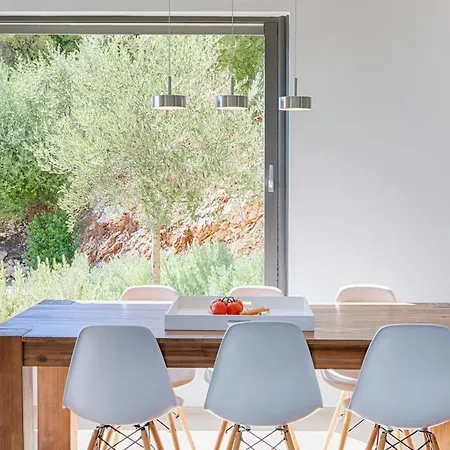 Kastos -stylish With Private Sea Access Villa *